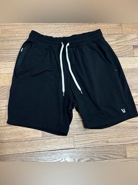 VUORI Black Ponto Drawstring Casual Gym Shorts Men's Small